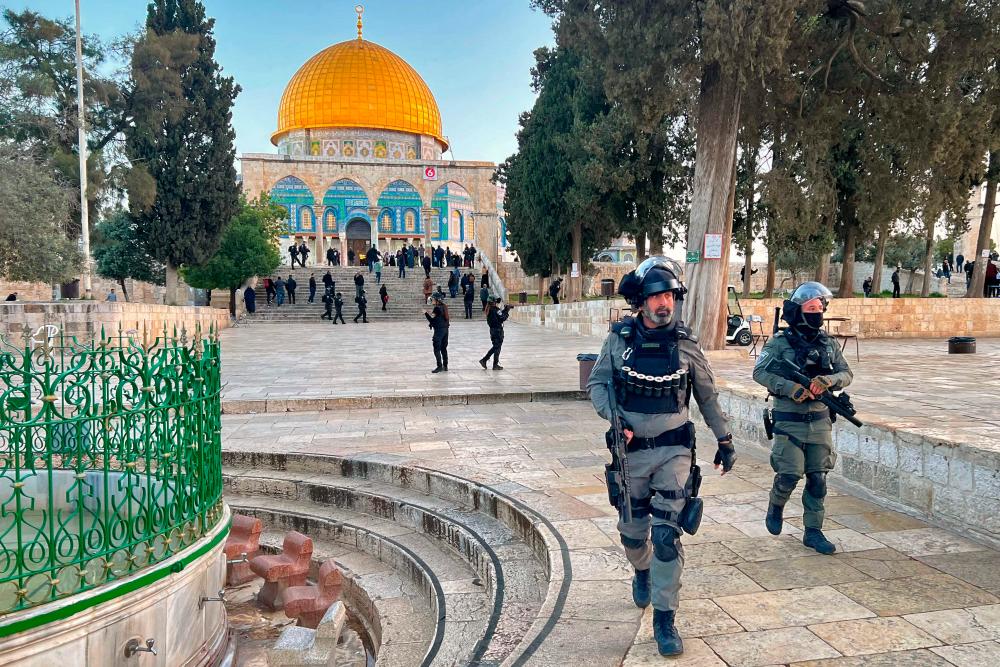 Malaysia strongly condemns Israeli forces’ attacks on worshippers in Al-Aqsa Mosque Malaysia strongly condemns Israeli forces’ attacks on worshippers in Al-Aqsa Mosque