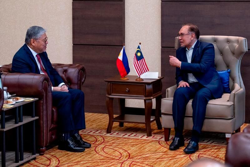 Malaysia, Philippines committed to ongoing negotiations regarding South China Sea - Anwar Malaysia, Philippines committed to ongoing negotiations regarding South China Sea - Anwar