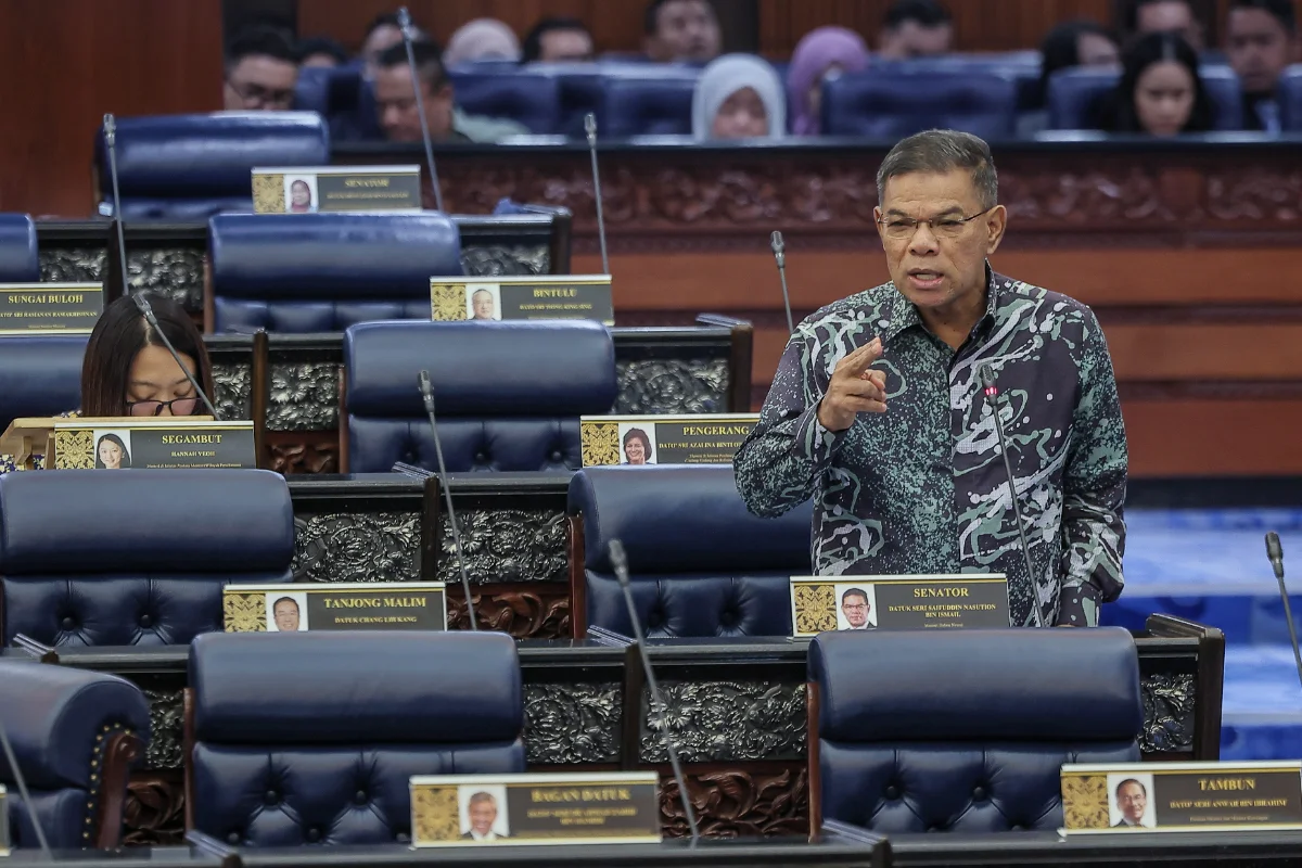 Malaysia_s_entry_permits_for_foreigners_safeguard_local_interests__says_minister Malaysia's entry permits for foreigners safeguard local interests, says minister