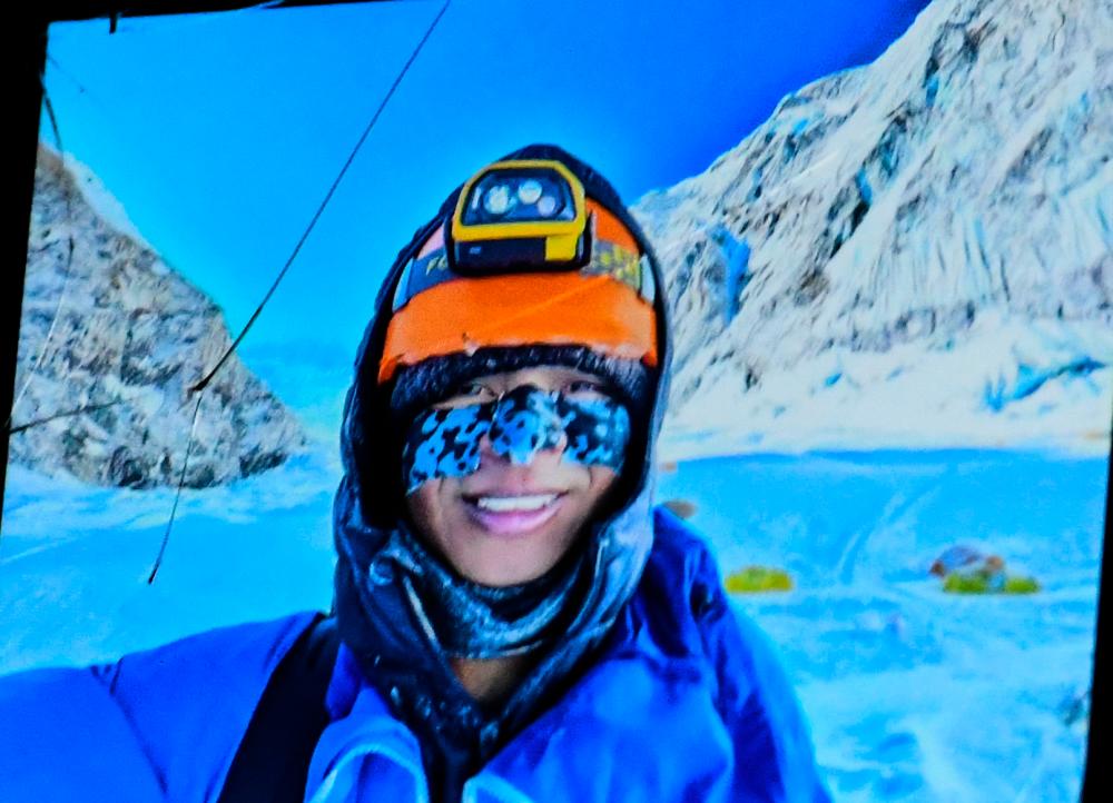 Malim gunung teruskan pencarian Muhammad Hawari di Gunung Everest Malim gunung teruskan pencarian Muhammad Hawari di Gunung Everest