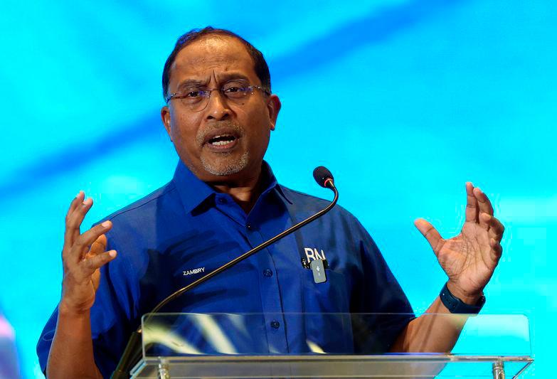 Masalah air di UMS dijangka selesai hujung tahun ini - Zambry Masalah air di UMS dijangka selesai hujung tahun ini - Zambry