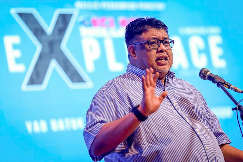 Melaka to tackle roaming livestock risks with QR code tagging