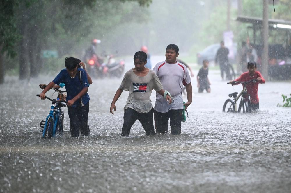 MetMalaysia issues continuous rain warning for three states until Saturday MetMalaysia issues continuous rain warning for three states until Saturday