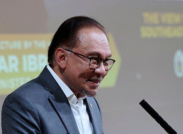 Middle powers like Malaysia can help reduce tensions via creative diplomacy -  Anwar