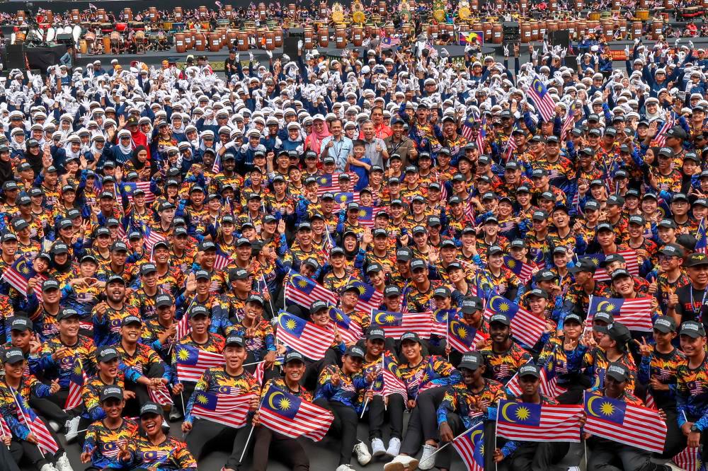 Military couple welcome National Day baby with pride Military couple welcome National Day baby with pride