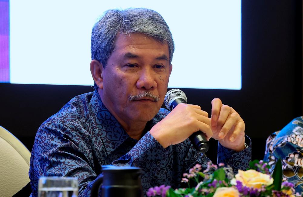 Mohamad submits Malaysia’s request for Hajj quota increase