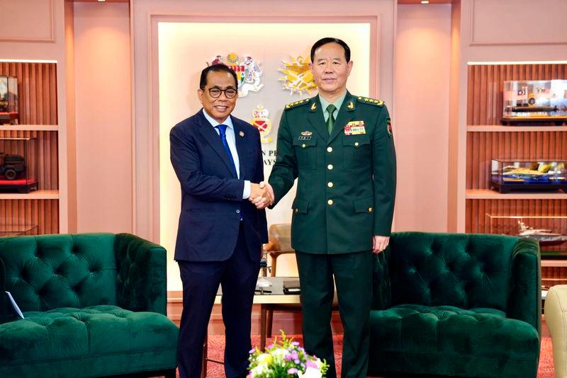 Mohamed Khaled receives courtesy call from General Liu Zhenli Mohamed Khaled receives courtesy call from General Liu Zhenli