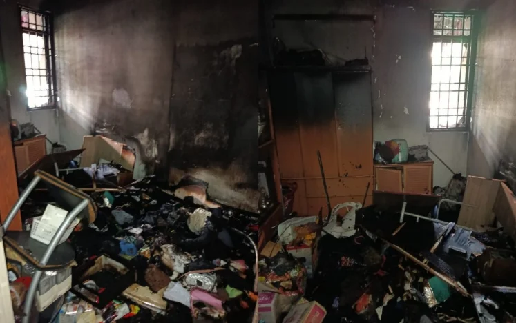 Mother and daughter lose home and CNY preparations in fire