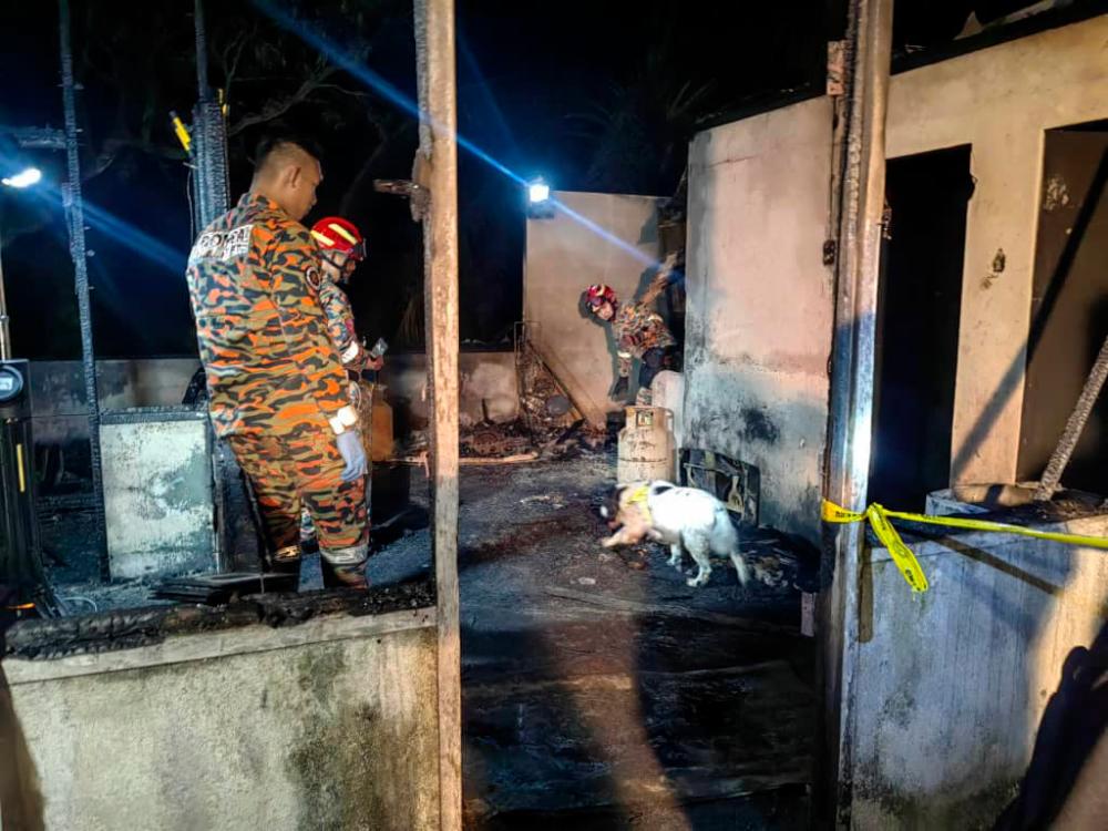 Muar house fire: Four siblings wanted to wear black Raya outfit - Mother