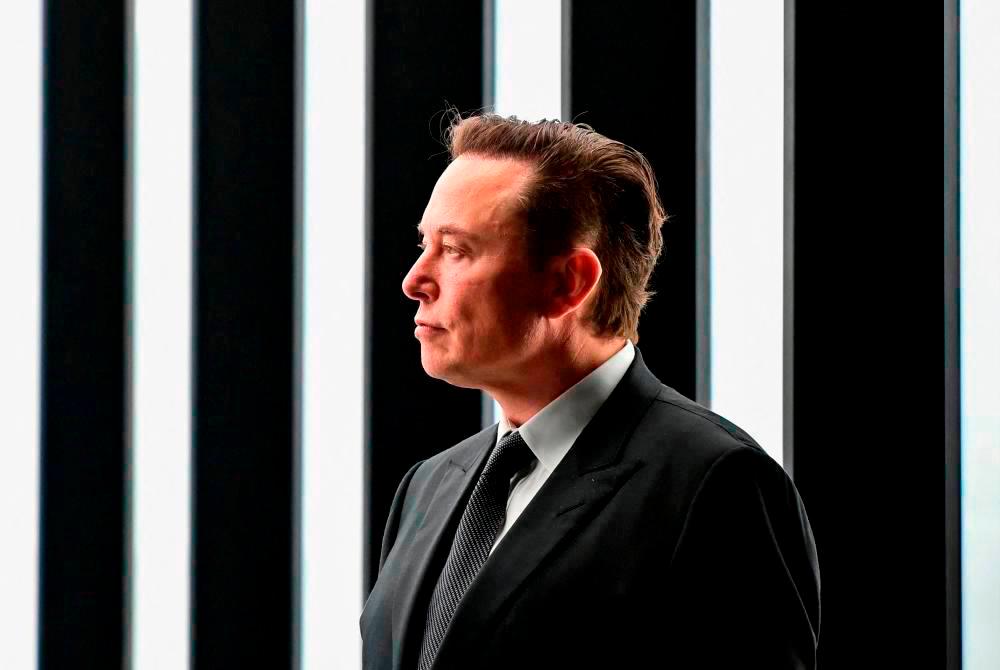 Musk loses US$16 bln overnight as Tesla shares tank 9 pct after lacklustre Q3 results - BBI Musk loses US$16 bln overnight as Tesla shares tank 9 pct after lacklustre Q3 results - BBI