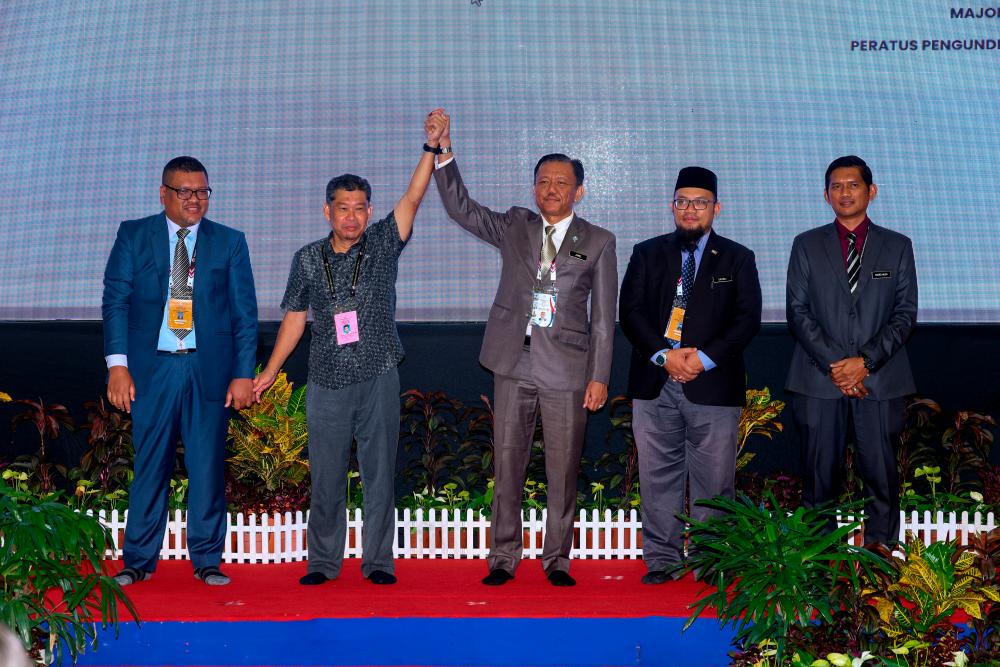 Nazri: Simpang Jeram win proves voters accept BN-PH partnership Nazri: Simpang Jeram win proves voters accept BN-PH partnership