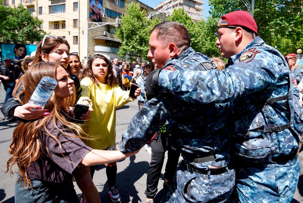 Nearly 100,000 have fled to Armenia from Nagorno-Karabakh