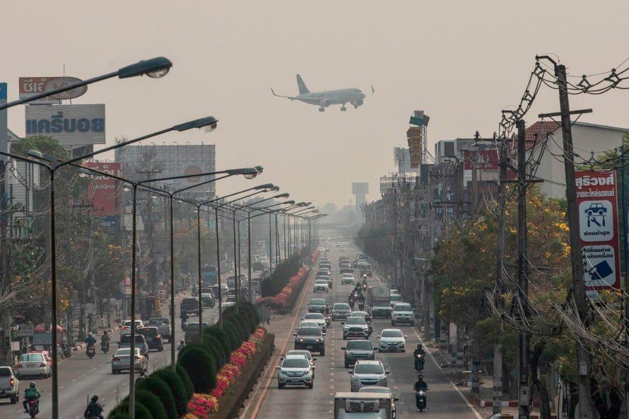 Nearly 200,000 people seek treatment for air pollution–related diseases in Thailand