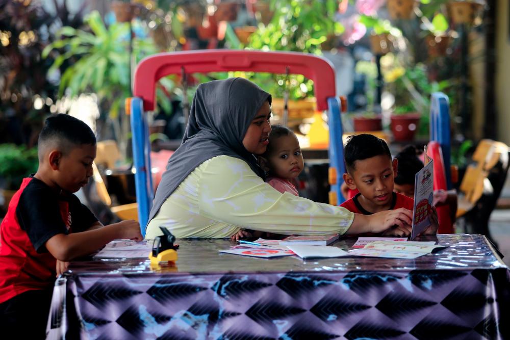 Need to prepare children for digital world challenges