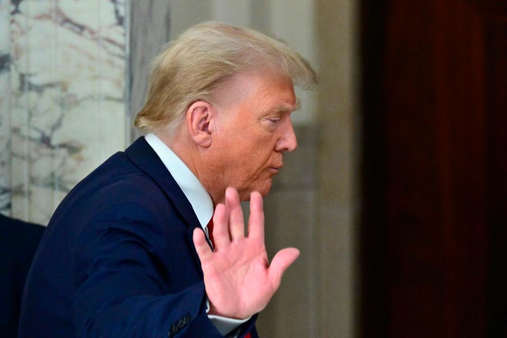 New York judge orders hold on canceling Trump's business licenses New York judge orders hold on canceling Trump's business licenses