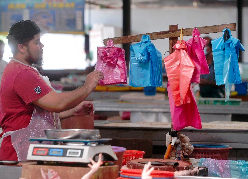 No plastic bag every Saturday in Ipoh from June 1