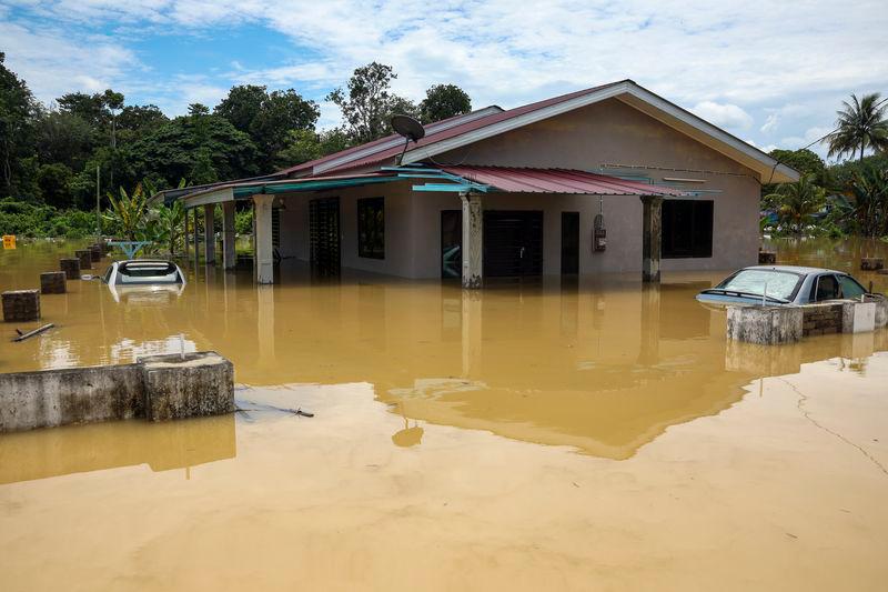 Number of flood victims up slightly in Perak, Pahang, drops in Melaka, Kedah Number of flood victims up slightly in Perak, Pahang, drops in Melaka, Kedah