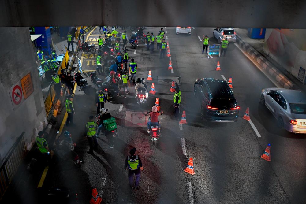 Over 12,000 vehicles inspected in New Year’s eve 2025 operation Over 12,000 vehicles inspected in New Year’s eve 2025 operation