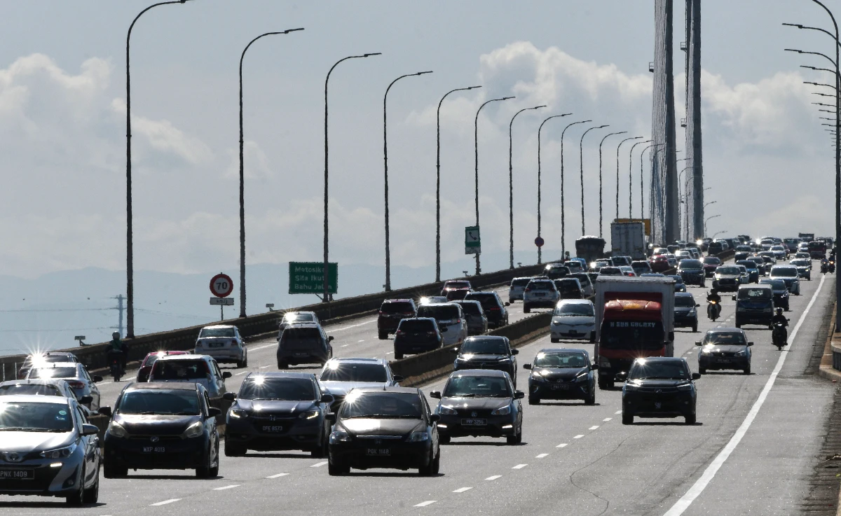 Penang's second bridge offers 50% toll discount this weekend Penang's second bridge offers 50% toll discount this weekend