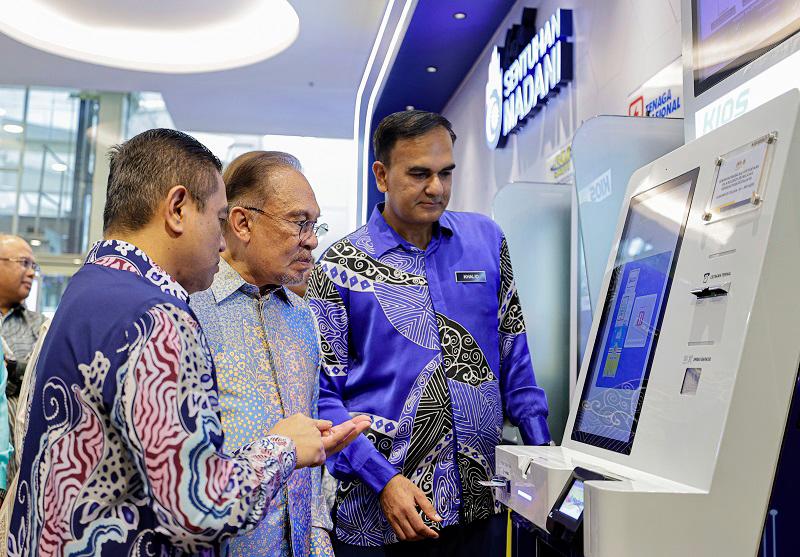 PM Anwar launches Sentuhan MADANI Kiosk initiative
