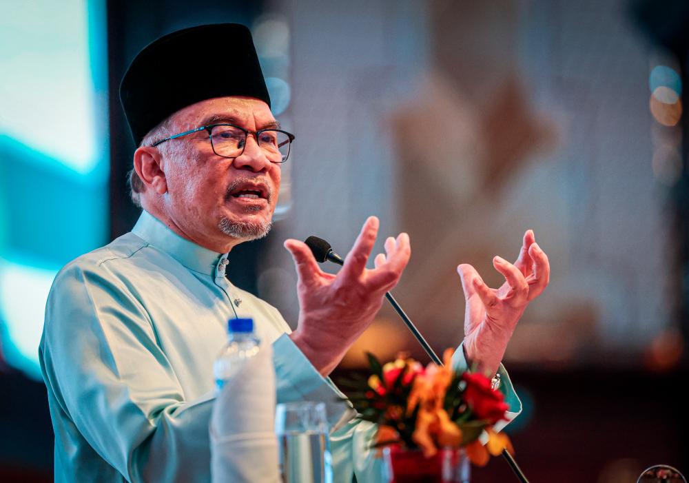 PM Anwar welcomes us shift on Israel-Palestine stance PM Anwar welcomes us shift on Israel-Palestine stance