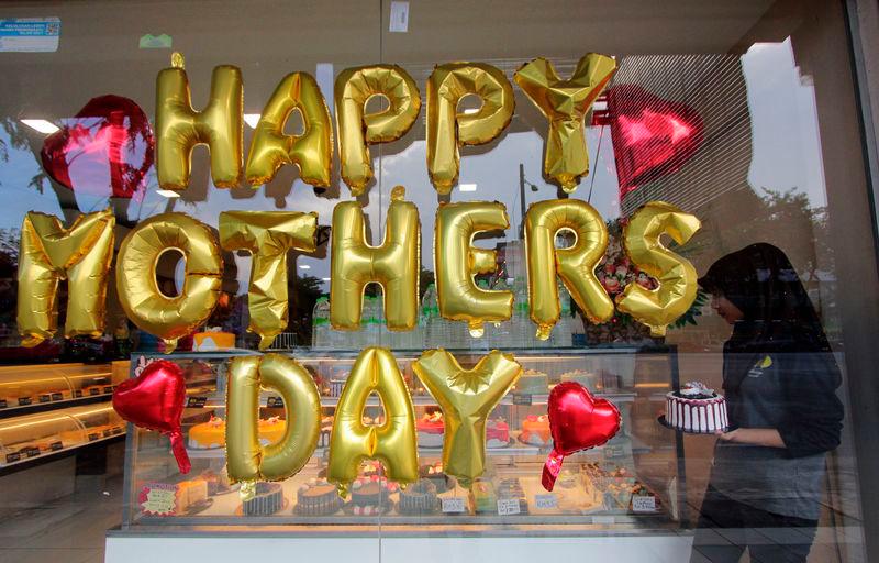 PM Anwar wishes Happy Mother’s Day