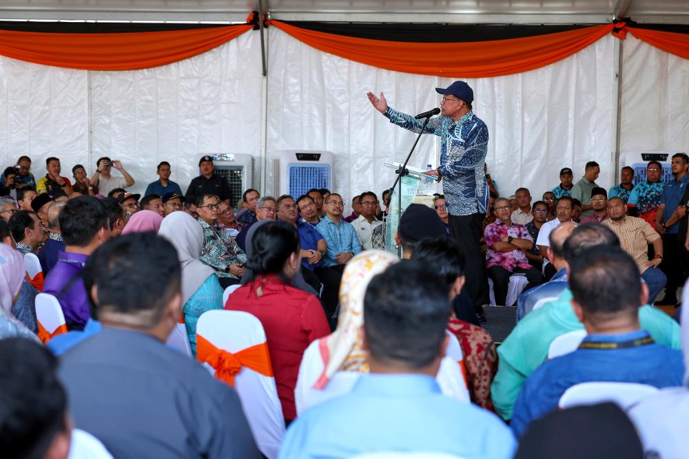 PM: Kajian skim baharu gaji, persaraan penjawat awam akan ambil masa lapan bulan PM: Kajian skim baharu gaji, persaraan penjawat awam akan ambil masa lapan bulan