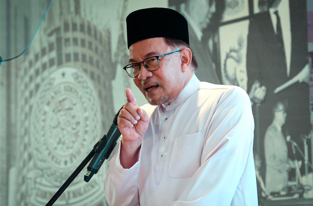 PM: Kerajaan sedaya upaya bantu rakyat depani permasalahan harga barang keperluan