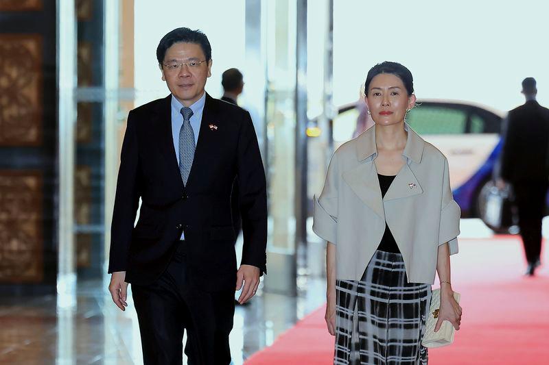 PM Singapura diberi sambutan rasmi di Perdana Putra PM Singapura diberi sambutan rasmi di Perdana Putra