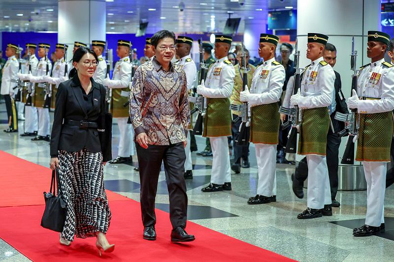 PM Singapura tiba di Malaysia untuk lawatan rasmi sulung