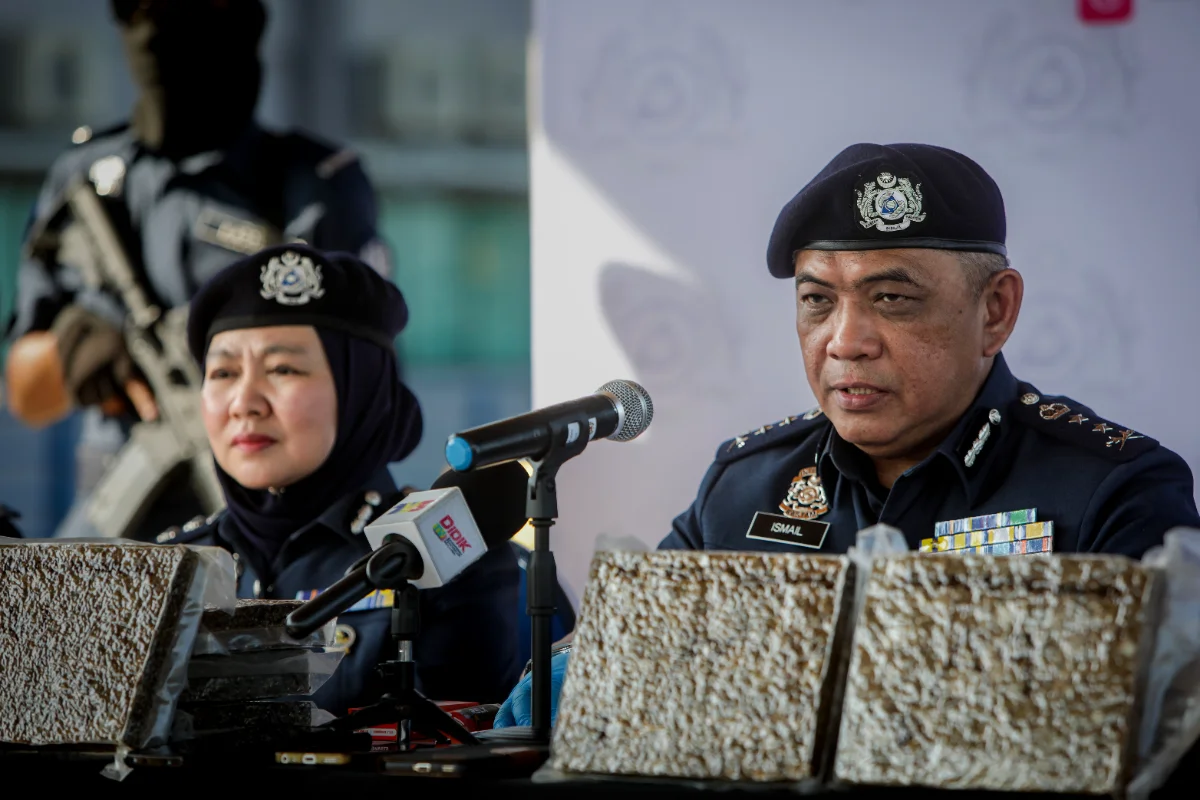 Perlis customs seizes RM611,340 in cannabis and vapes Perlis customs seizes RM611,340 in cannabis and vapes