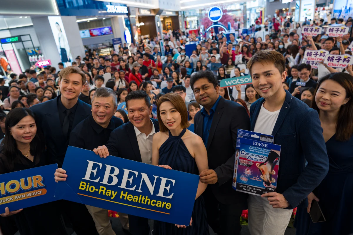 Tvb stars launch ebene foot sleeve at sunway velocity mall