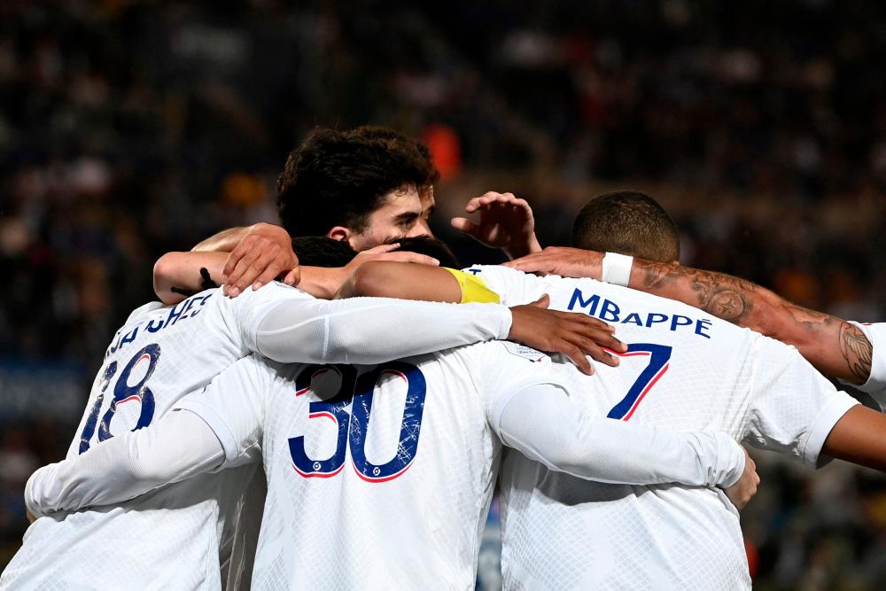 PSG win record 11th French title