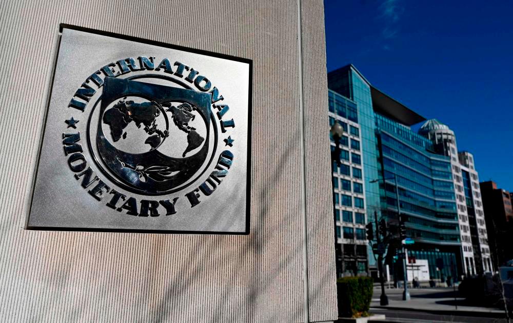 Pakistan reviews FY2024 budget in final effort to clinch IMF deal Pakistan reviews FY2024 budget in final effort to clinch IMF deal
