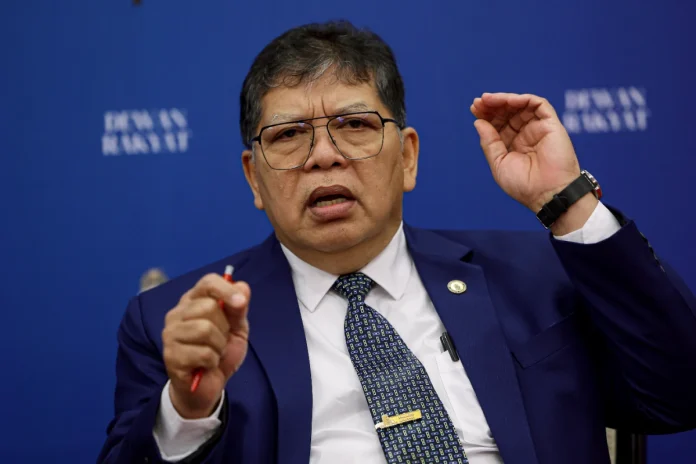 Parliamentary symposium highlights refugee education and work rights