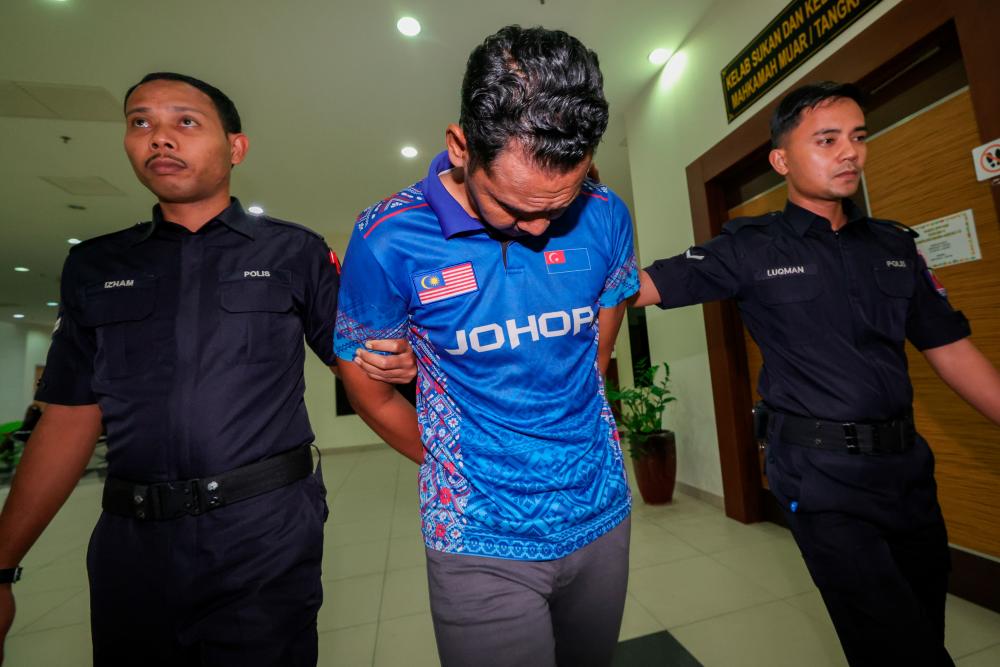 Peniaga didakwa terima harta curi milik warga emas lebih RM515,000