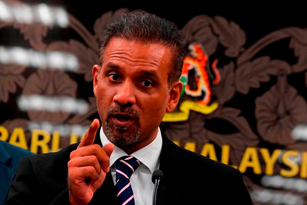 Penipuan dalam talian: Kerajaan teliti peruntukan undang-undang untuk kembalikan wang mangsa Penipuan dalam talian: Kerajaan teliti peruntukan undang-undang untuk kembalikan wang mangsa