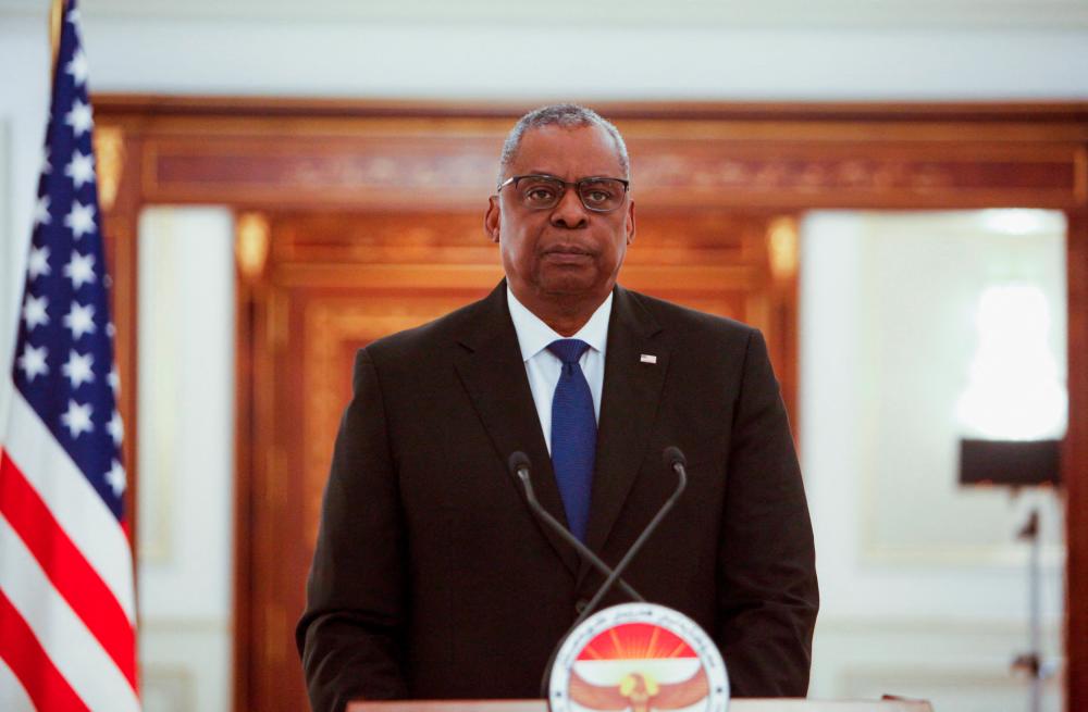 Pentagon chief in Iraq says US wants to ‘strengthen’ ties