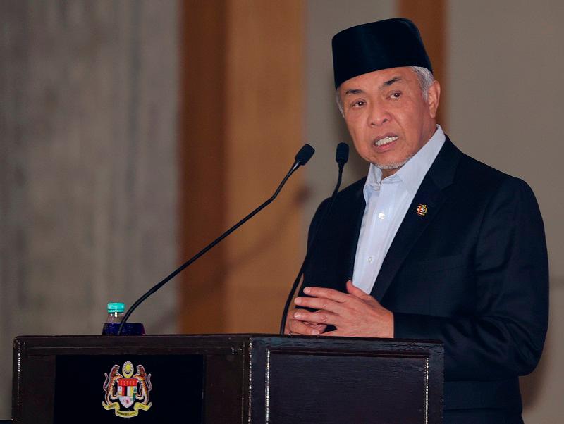 Perdana Menteri dijangka umum insentif, pengecualian cukai JS-SEZ dalam belanjawan 2025 - TPM Ahmad Zahid Perdana Menteri dijangka umum insentif, pengecualian cukai JS-SEZ dalam belanjawan 2025 - TPM Ahmad Zahid