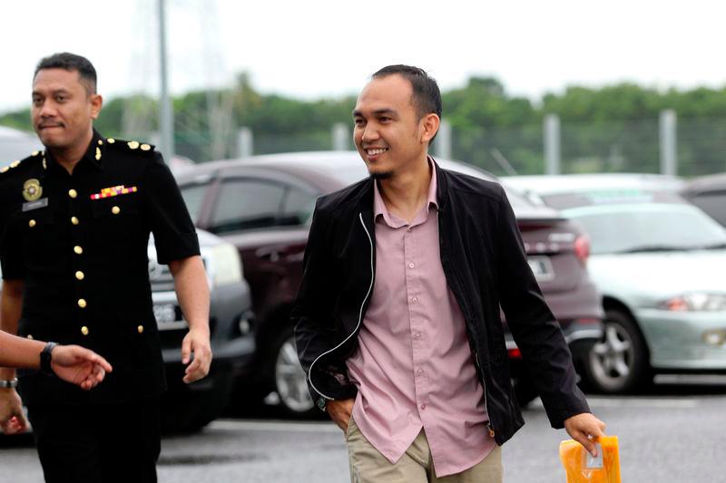 Perlis Menteri Besar's son charged with submitting false claim for RM19,505 Perlis Menteri Besar's son charged with submitting false claim for RM19,505