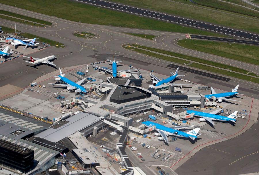 Person dies in plane engine at Amsterdam’s Schiphol airport
