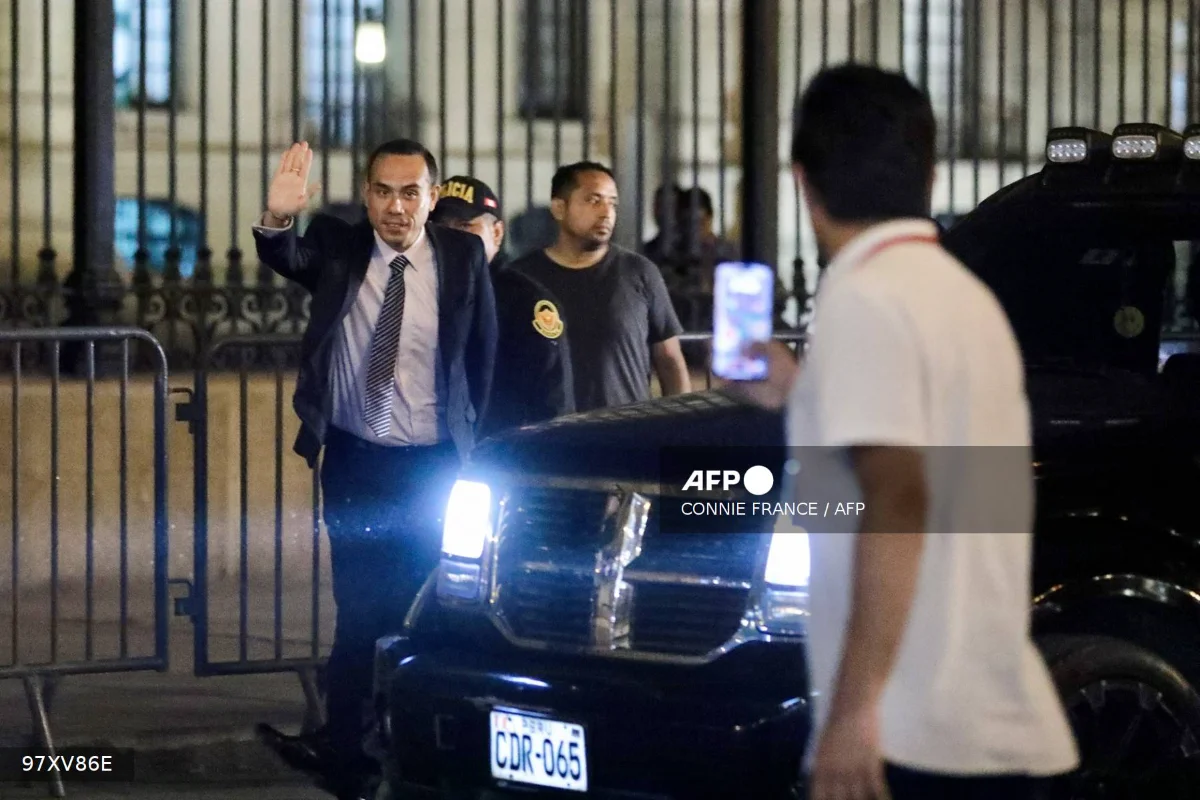 Peru_to_elect_interim_leader_after_graft_scandal_ousts_president Peru to elect interim leader after graft scandal ousts president