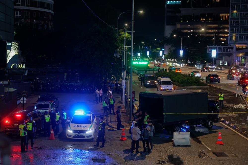 Peserta piket solidariti Palestin dinasihat tidak berkhemah berhampiran Kedutaan AS - Polis Peserta piket solidariti Palestin dinasihat tidak berkhemah berhampiran Kedutaan AS - Polis