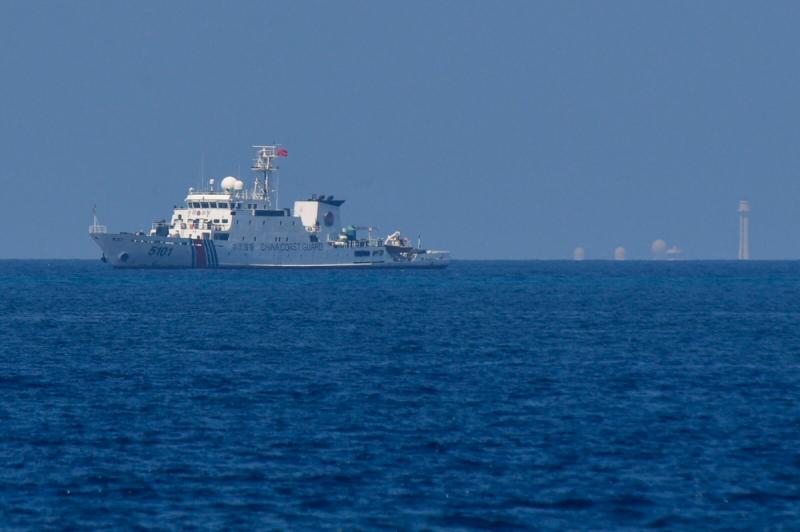 Philippines places buoys in parts of South China Sea to assert sovereignty Philippines places buoys in parts of South China Sea to assert sovereignty