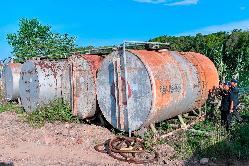 Police bust syndicate involved in embezzlement of diesel, 13 arrested
