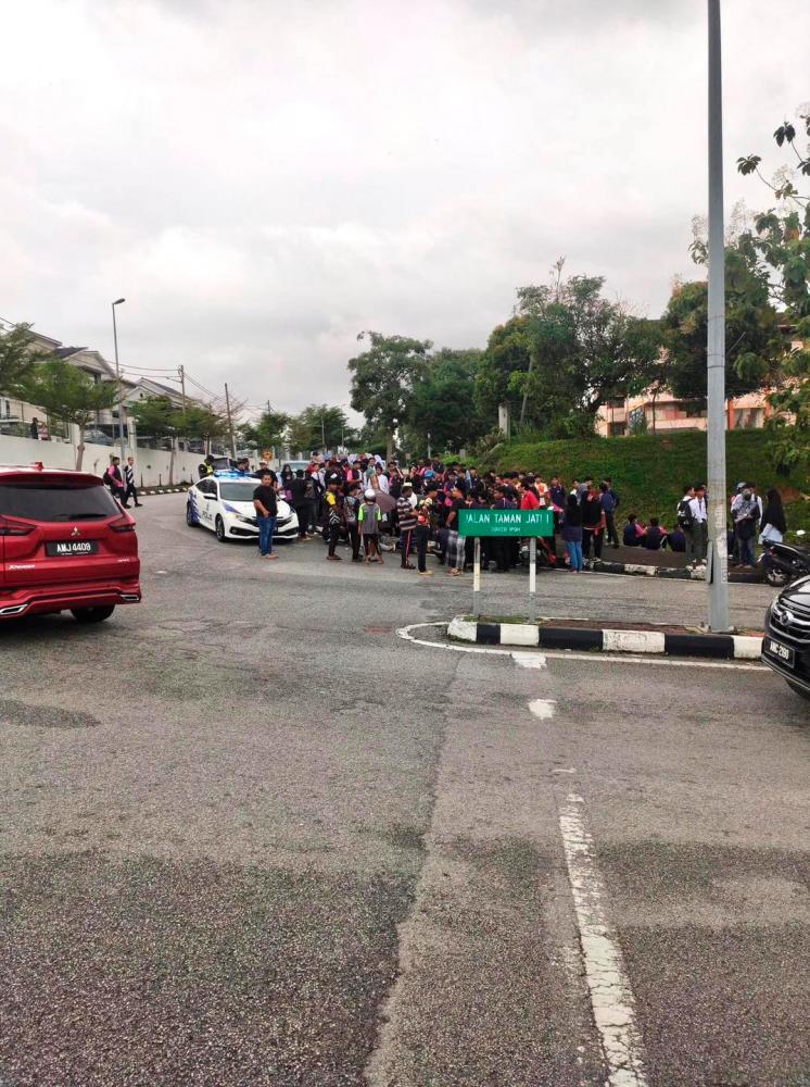 Polis siasat pelajar maut dilanggar lari Polis siasat pelajar maut dilanggar lari