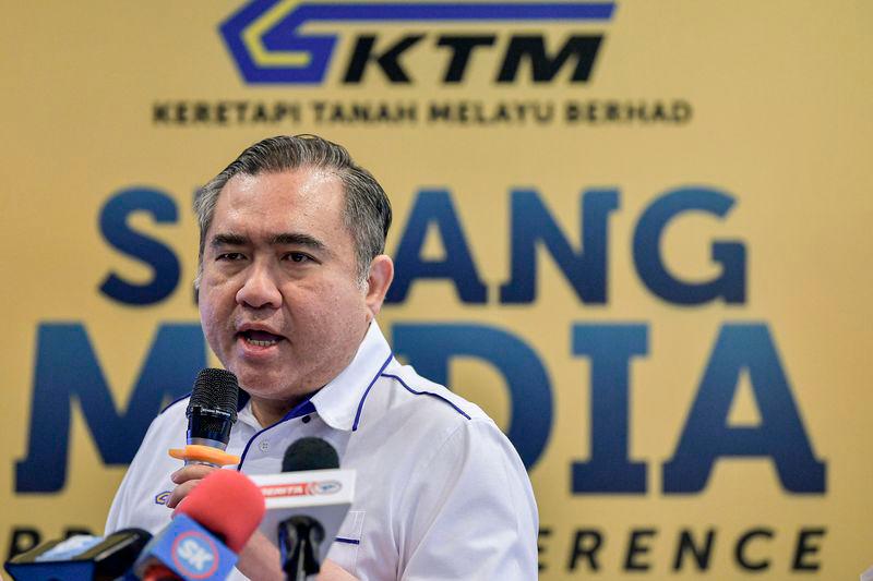 Port Klang-KL Sentral KTM Komuter service to boost frequency by 30 minutes during peak hours - Loke Port Klang-KL Sentral KTM Komuter service to boost frequency by 30 minutes during peak hours - Loke