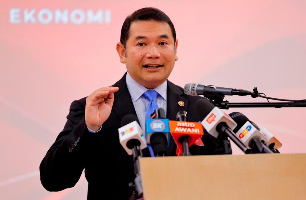 Proposed Fiscal Responsibility act will send strong signal on good governance of public finances: Rafizi Proposed Fiscal Responsibility act will send strong signal on good governance of public finances: Rafizi
