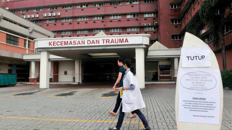 Pulai by-election: Septuagenarian ‘escapes’ from hospital to cast vote