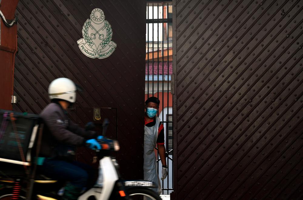 RUU mansuh hukuman mati: Keputusan kes peniaga bunuh wanita ditangguh RUU mansuh hukuman mati: Keputusan kes peniaga bunuh wanita ditangguh